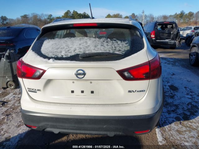 JN1BJ1CR4JW251143 Nissan Rogue Sport Sv