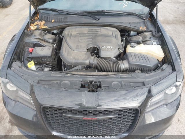 2C3CCABG1PH589932 Chrysler 300 300s
