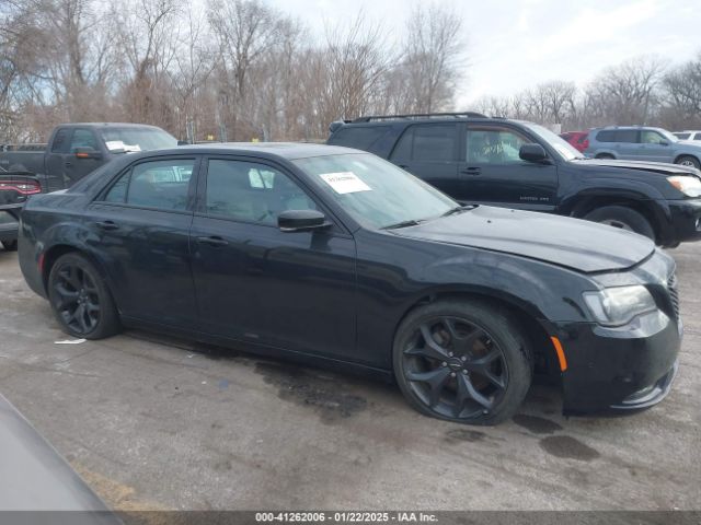 2C3CCABG1PH589932 Chrysler 300 300s