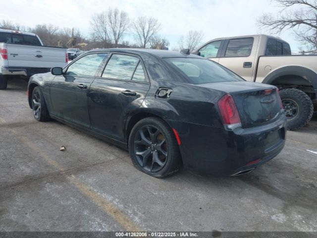 2C3CCABG1PH589932 Chrysler 300 300s