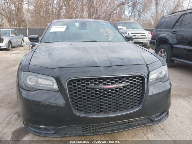 2C3CCABG1PH589932 Chrysler 300 300s