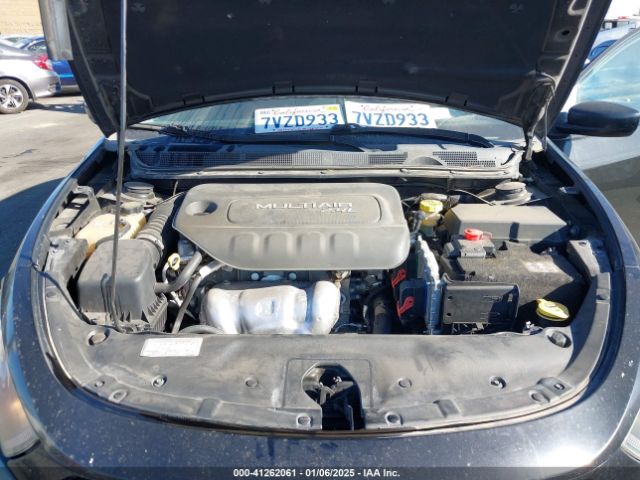 1C3CDFBBXFD306518 Dodge DART SXT