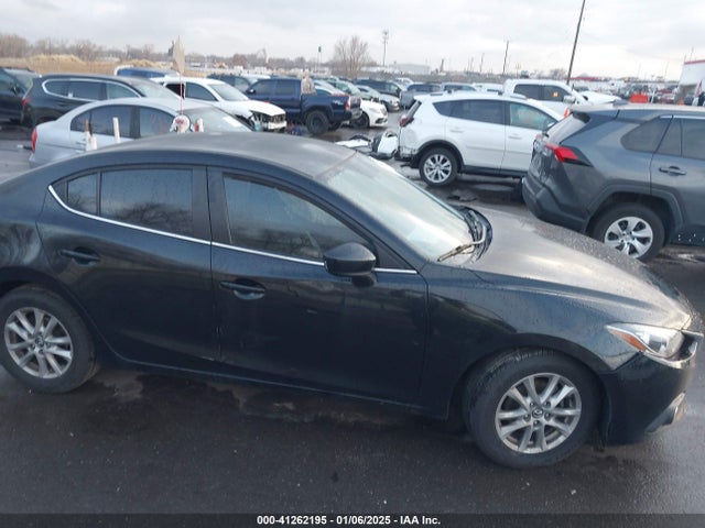 Mazda Mazda3 I Touring 2014 JM1BM1V70E1180901 Image 13