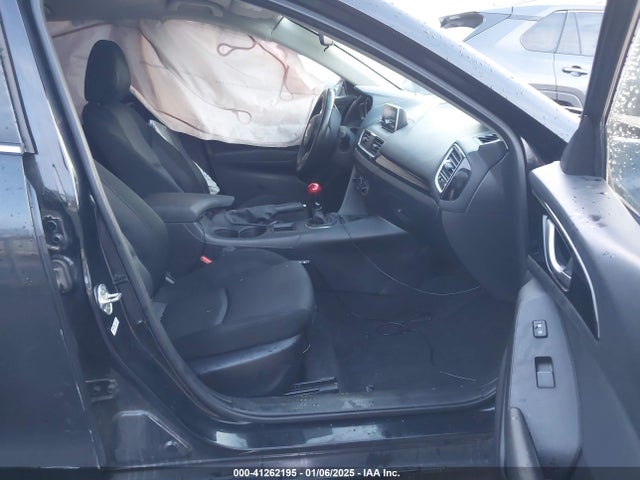 Mazda Mazda3 I Touring 2014 JM1BM1V70E1180901 Image 5
