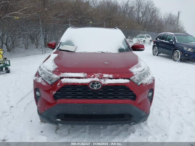 2T3A1RFV7KW002464 Toyota Rav4 Xle Premium