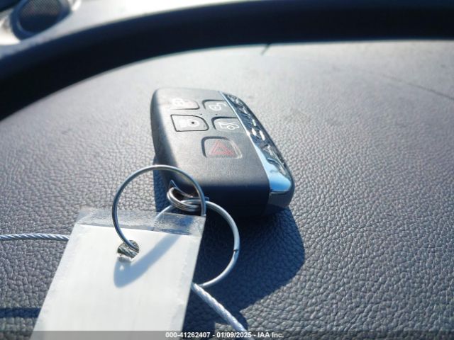 2018 JAGUAR XF SAJBL4FX0JCY69341 Photo 10