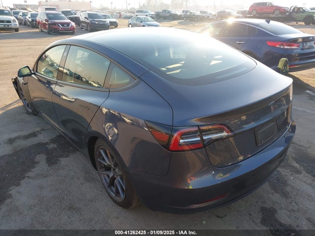 2023 TESLA MODEL 3 5YJ3E1EA9PF414038 Photo 2