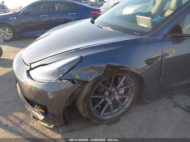 2023 TESLA MODEL 3 5YJ3E1EA9PF414038 Photo 5