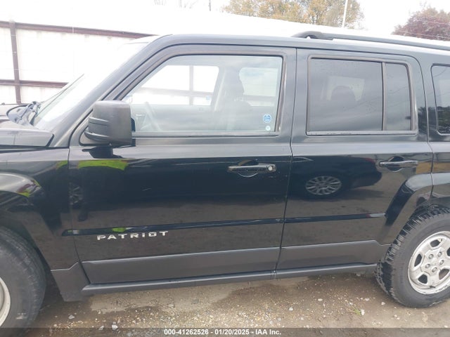 1C4NJPBB4GD761899 Jeep Patriot Sport