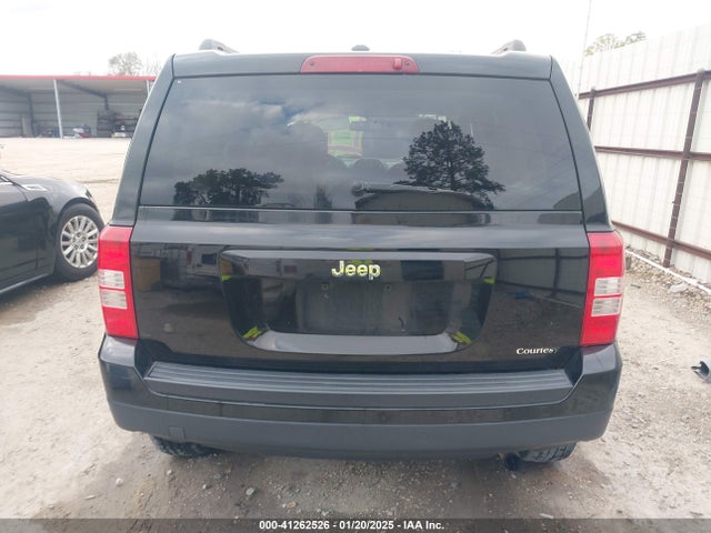 1C4NJPBB4GD761899 Jeep Patriot Sport