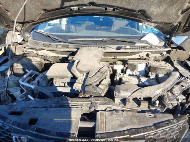 JN1BJ1CR1KW631168 Nissan Rogue Sport S