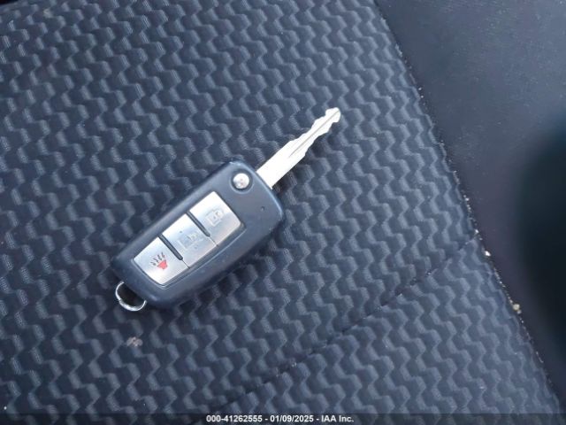 JN1BJ1CR1KW631168 Nissan Rogue Sport S