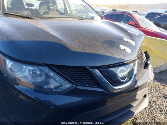 JN1BJ1CR1KW631168 Nissan Rogue Sport S