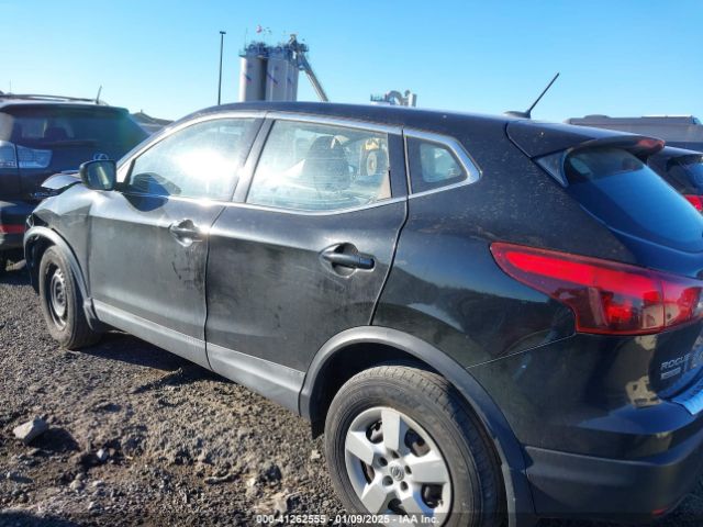JN1BJ1CR1KW631168 Nissan Rogue Sport S
