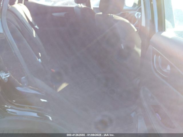 JN1BJ1CR1KW631168 Nissan Rogue Sport S