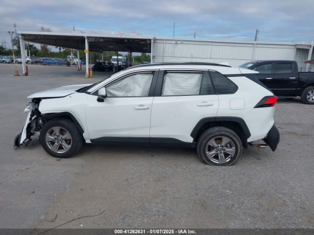 2T3W1RFV1PC238042 Toyota Rav4 Xle