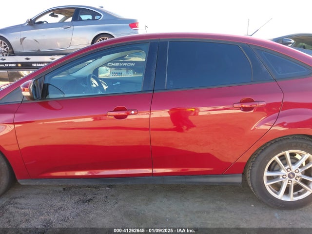 Ford FOCUS SE 2015 1FADP3F21FL256720 Image 14