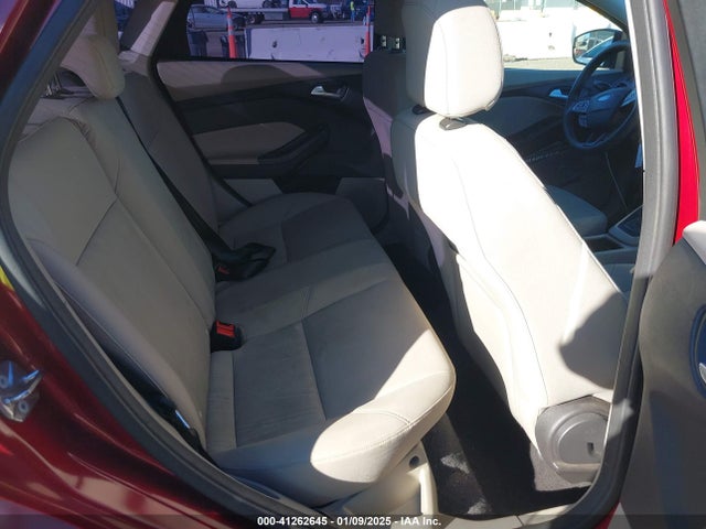 Ford FOCUS SE 2015 1FADP3F21FL256720 Image 8