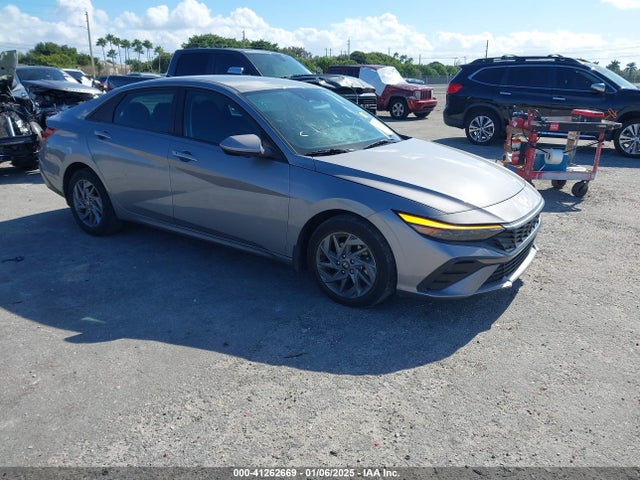 Hyundai ELANTRA SEL 2024 KMHLM4DG2RU663099 Image 1