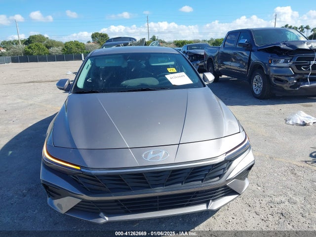 Hyundai ELANTRA SEL 2024 KMHLM4DG2RU663099 Image 12