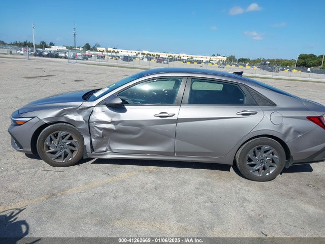 Hyundai ELANTRA SEL 2024 KMHLM4DG2RU663099 Image 14
