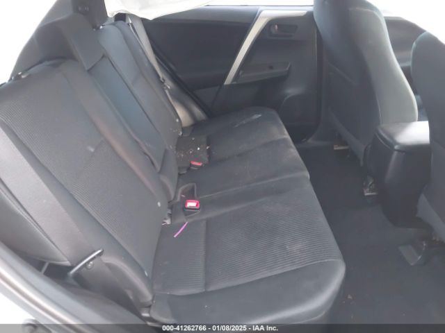 2T3BFREV4EW149272 Toyota RAV4 LE