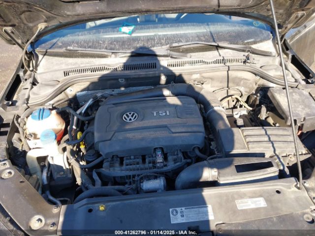 3VWD17AJXEM366208 Volkswagen Jetta 1.8t Se
