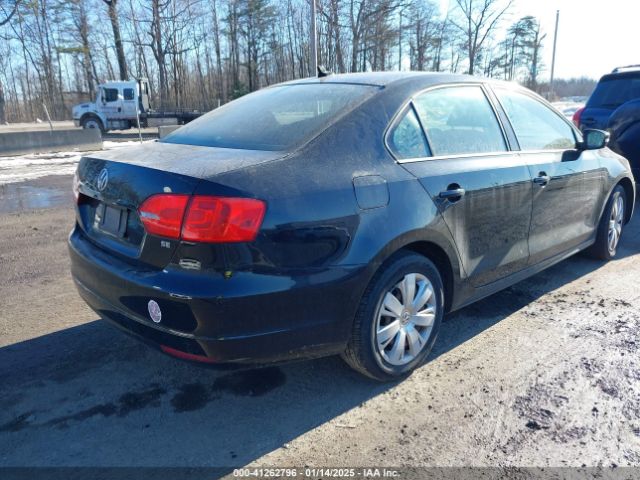3VWD17AJXEM366208 Volkswagen Jetta 1.8t Se