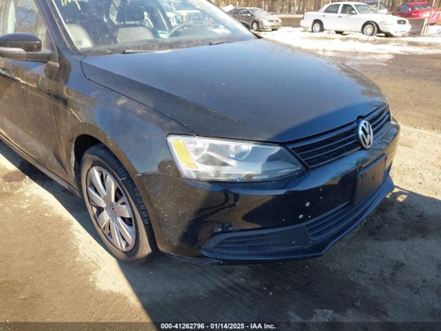 3VWD17AJXEM366208 Volkswagen Jetta 1.8t Se