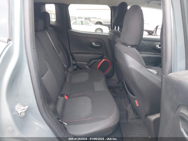 Jeep Renegade Trailhawk 2015 ZACCJBCT2FPB91547 Image 8
