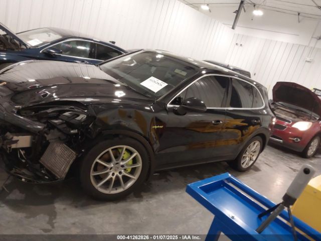WP1AE2AY8KDA51634 Porsche Cayenne E-hybrid