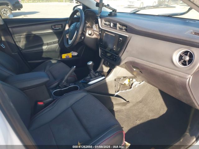 2017 TOYOTA COROLLA 5YFBURHE1HP630791 Photo 4