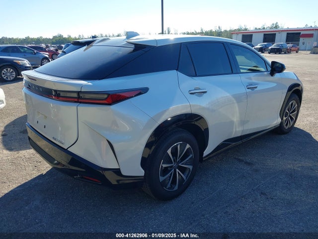 JTJABABB3RA002882 Lexus Rz 300e Premium