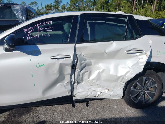 JTJABABB3RA002882 Lexus Rz 300e Premium