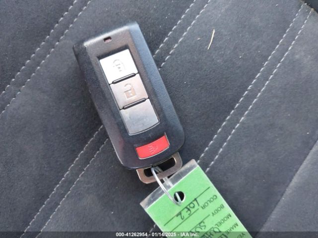 2020 MITSUBISHI OUTLANDER JA4AZ3A31LZ043163 Photo 10