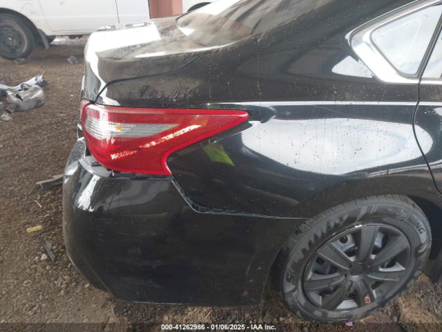 1N4AL3AP9JC121527 Nissan Altima 2.5 S