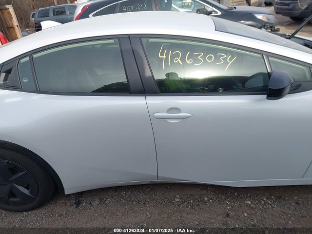 JTDACACU4P3005520 Toyota Prius Prime Se