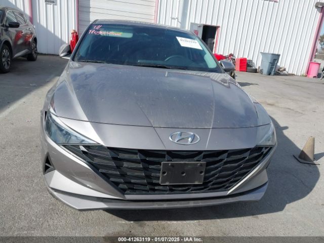 KMHLM4AG9PU470188 Hyundai ELANTRA SEL