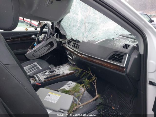 WA1BNAFY4J2221775 Audi Q5 2.0t Premium/2.0t Tech Premium