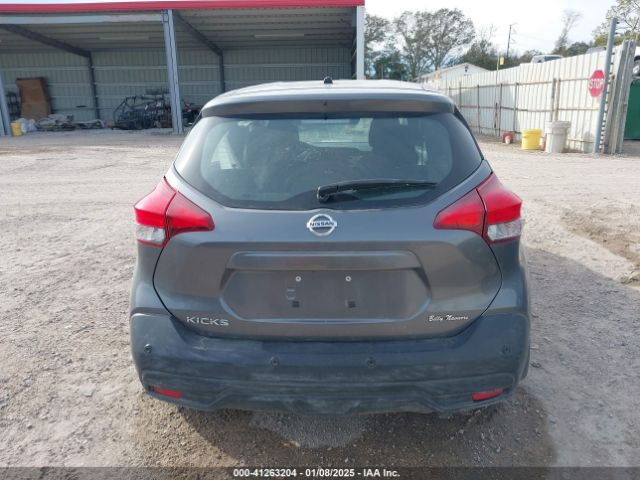 3N1CP5BV7LL576953 Nissan Kicks S Xtronic Cvt