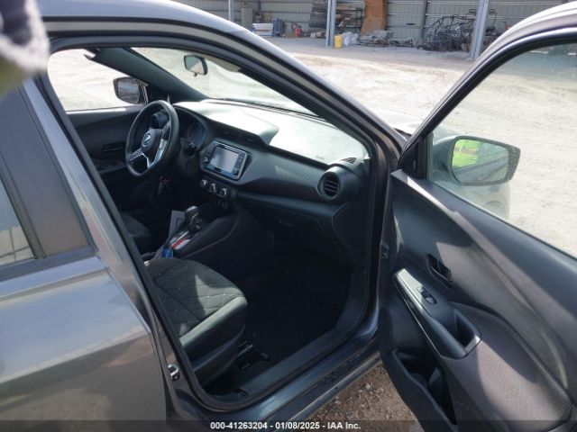 3N1CP5BV7LL576953 Nissan Kicks S Xtronic Cvt
