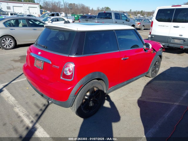 2012 MINI COOPER WMWSU3C57CT260773 Photo 3