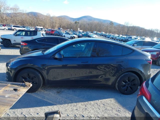 7SAYGDEE7RF199673 Tesla Model Y Long Range Dual Motor All-wheel Drive