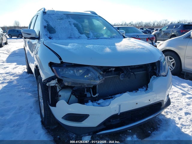 JN8AT2MV7GW145268 Nissan ROGUE SV