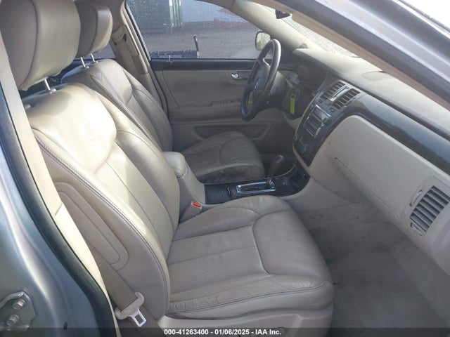 2010 CADILLAC DTS 1G6KD5EY6AU132573 Photo 4