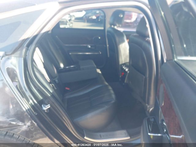 2011 JAGUAR XJ SAJWA1CB2BLV17684 Photo 7