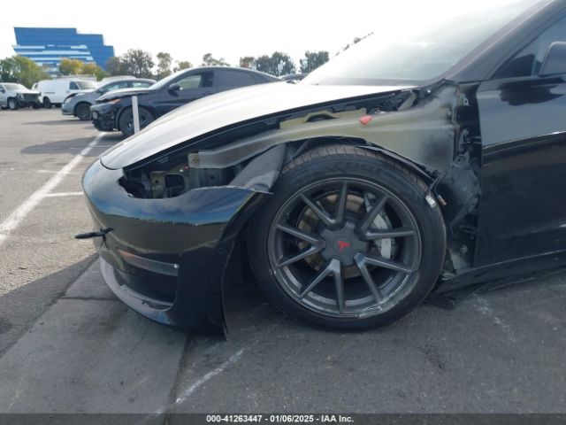 5YJ3E1EB5MF004325 Tesla Model 3 Long Range Dual Motor All-wheel Drive
