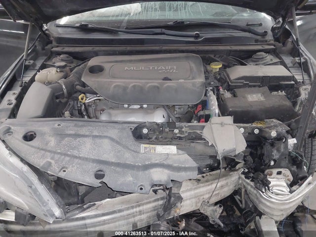 Chrysler 200 Limited 2015 1C3CCCAB9FN591144 Image 10