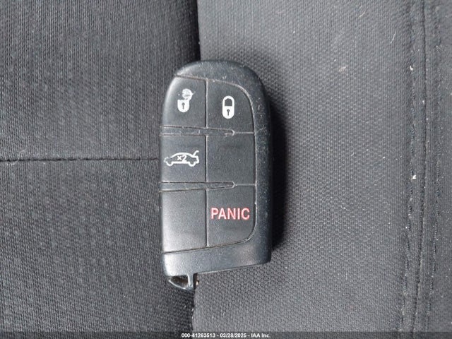 Chrysler 200 Limited 2015 1C3CCCAB9FN591144 Image 11