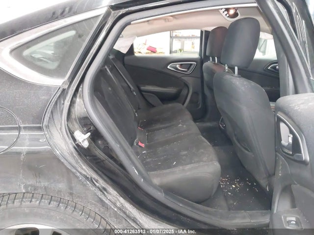 Chrysler 200 Limited 2015 1C3CCCAB9FN591144 Image 8